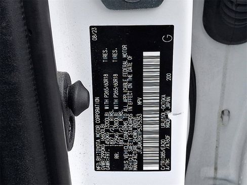 Used 2023 Lexus GX 460 Premium image 29