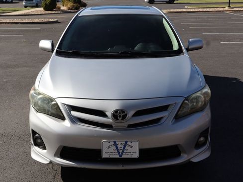 Used 2013 Toyota Corolla S w/ Premium Pkg image 12