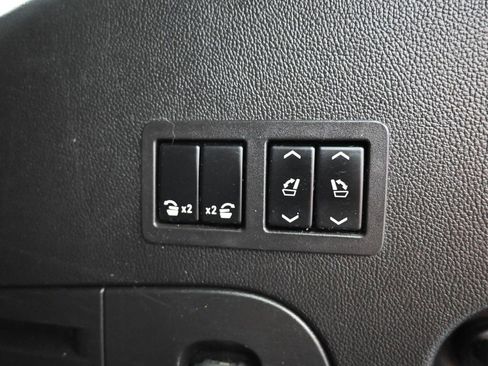 Used 2017 Chevrolet Tahoe Premier image 30