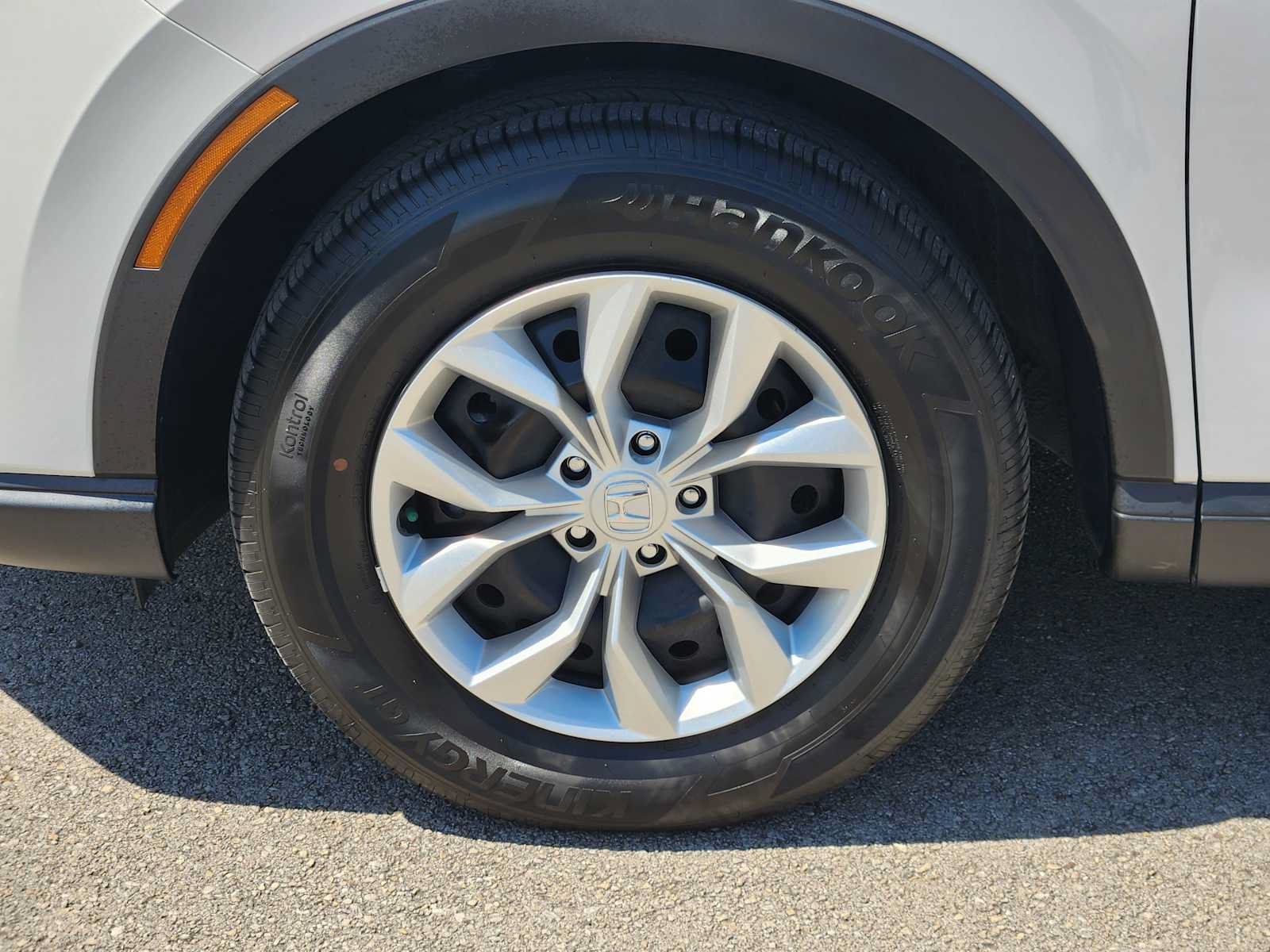 Used 2026 Honda CR-V LX image 9