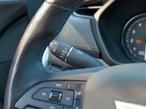 Used 2019 Cadillac XT4 Sport image 17