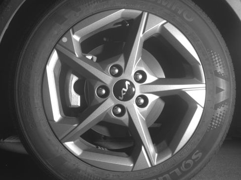 Used 2025 Kia K4 LXS image 12