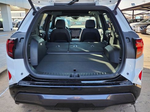 New 2026 GMC Terrain AT4 w/ Convenience Package III image 52