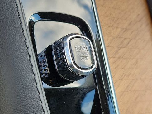 Certified 2024 Volvo XC90 T8 Plus image 23