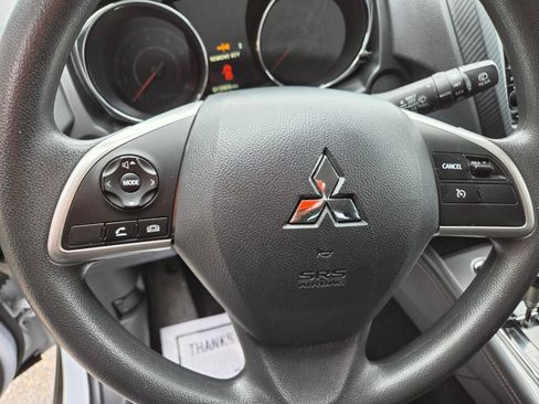 Used 2025 Mitsubishi Outlander Sport ES AWD/4WD image 11