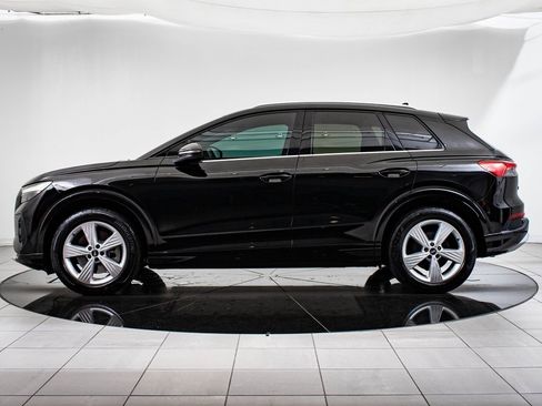 Used 2022 Audi Q4 e-tron Premium w/ Convenience Package image 5