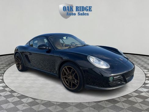 Used 2011 Porsche Cayman image 3