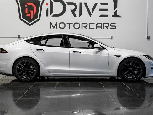 Used 2023 Tesla Model S image 11