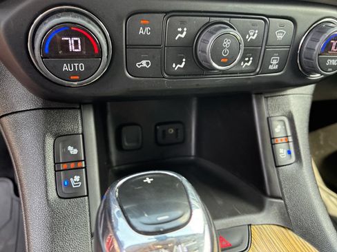 Used 2018 GMC Acadia Denali w/ LPO, Protection Package AWD/4WD image 21