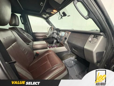 Used 2017 Ford Expedition EL Platinum AWD/4WD image 8