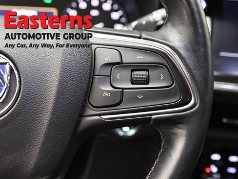 Used 2022 Buick Envision Preferred FWD image 16