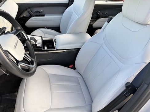 New 2025 Land Rover Range Rover Sport SE AWD/4WD image 7