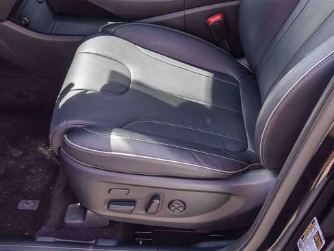 Used 2023 Hyundai Santa Fe Limited image 20