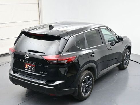 Certified 2024 Nissan Rogue SV w/ SV Premium Package AWD/4WD image 27