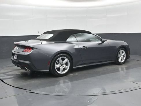 Used 2026 Ford Mustang Premium RWD image 25