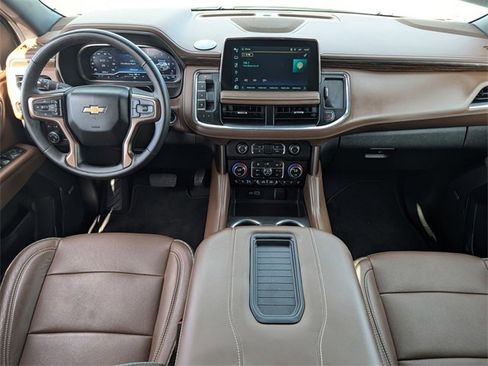 Used 2023 Chevrolet Suburban High Country image 21