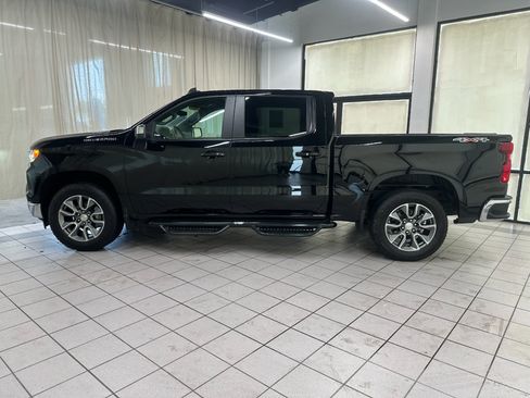 Certified 2024 Chevrolet Silverado 1500 LT AWD/4WD image 11