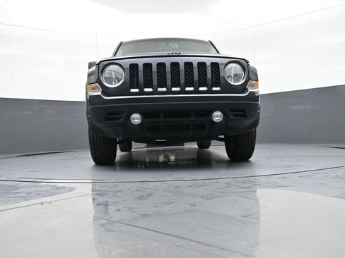Used 2015 Jeep Patriot Sport w/ Power Value Group FWD image 26