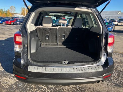 Used 2017 Subaru Forester 2.5i Premium image 22