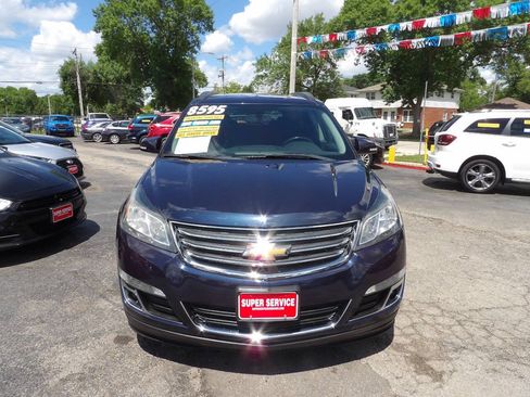Used 2015 Chevrolet Traverse LT w/ Style and Technology Package AWD/4WD image 3