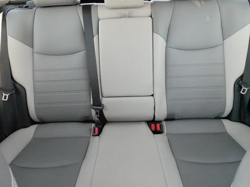 Certified 2019 Toyota RAV4 Limited w/ Carpet Mat Package AWD/4WD image 11