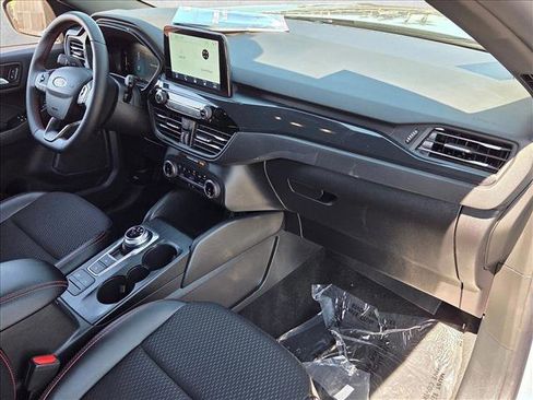 Used 2025 Ford Escape ST-Line image 21