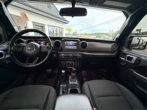 Used 2022 Jeep Wrangler Unlimited Sport AWD/4WD image 27
