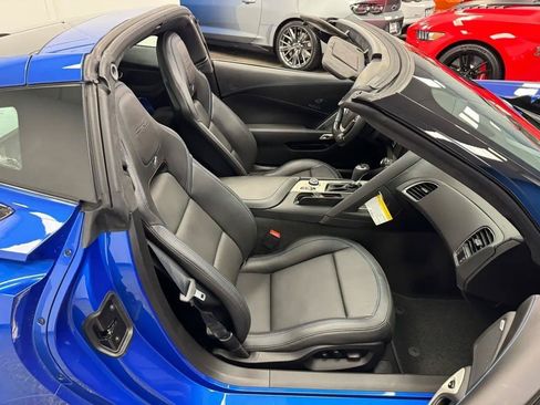 Used 2019 Chevrolet Corvette ZR1 RWD image 18