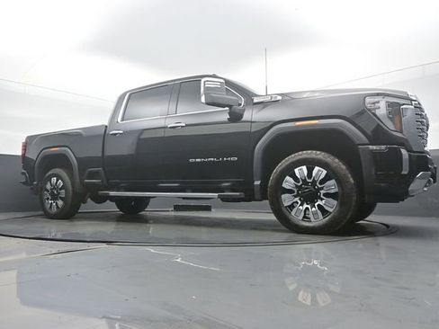 Used 2024 GMC Sierra 2500 Denali w/ Denali Reserve Package image 48