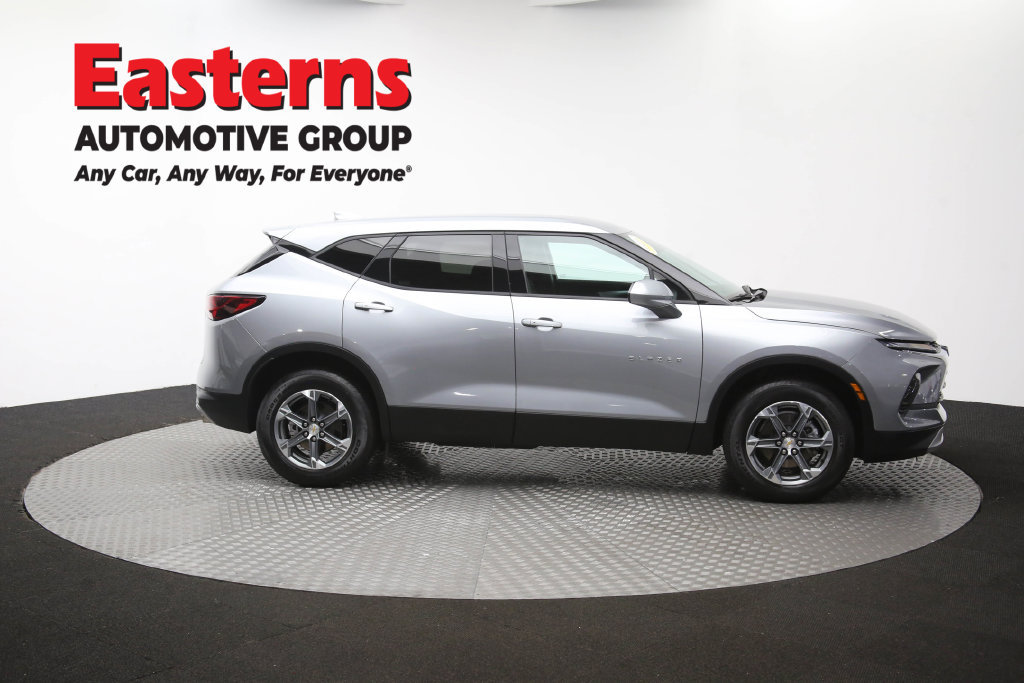Used 2025 Chevrolet Blazer LT FWD image 50