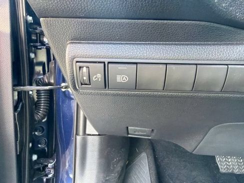Used 2026 Toyota Corolla LE FWD image 6