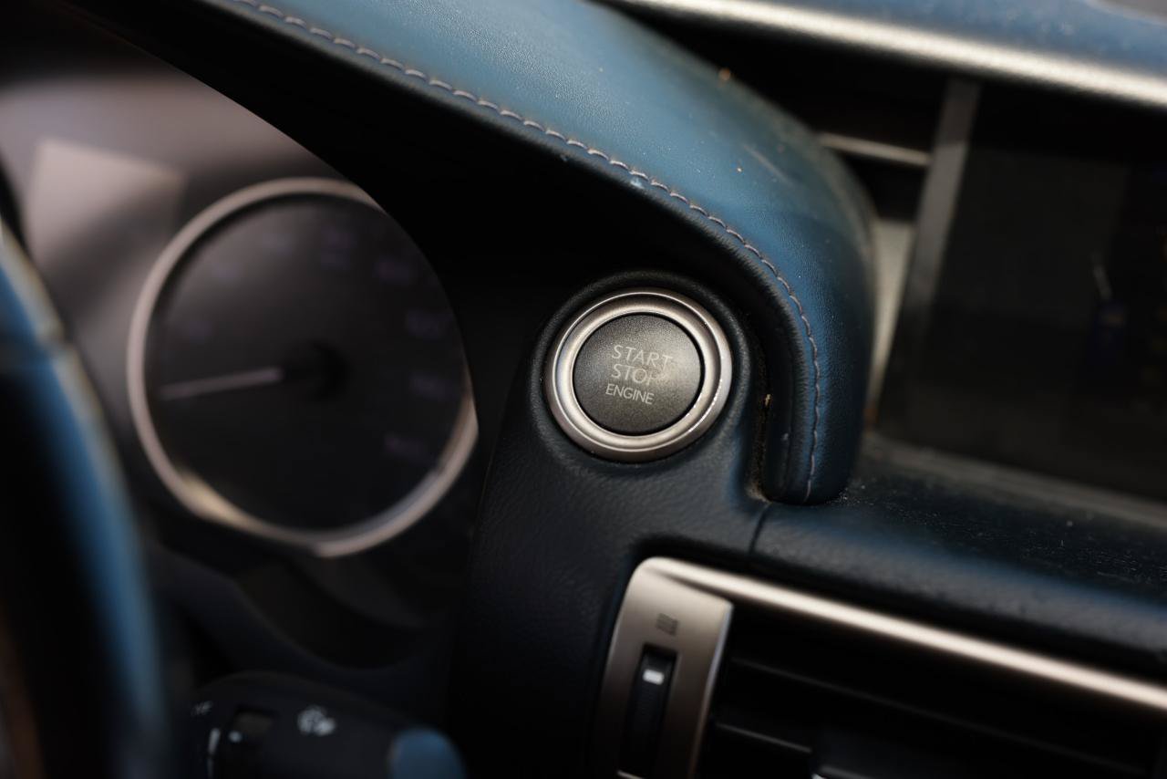 Used 2015 Lexus IS 250 RWD image 30