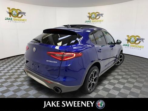 Used 2023 Alfa Romeo Stelvio Ti image 10