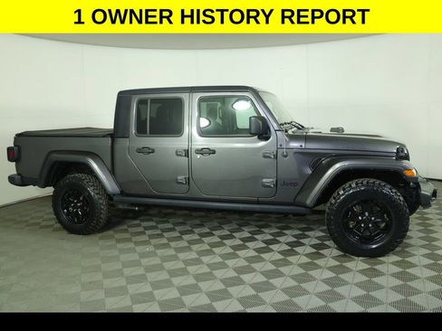 Used 2022 Jeep Gladiator Sport AWD/4WD image 2