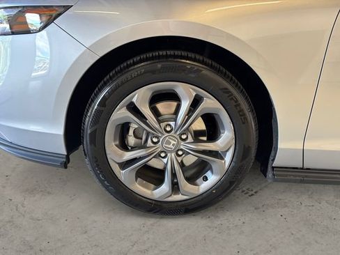 Used 2024 Honda Accord EX image 15