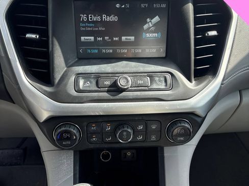 Used 2019 GMC Acadia SLE FWD image 13