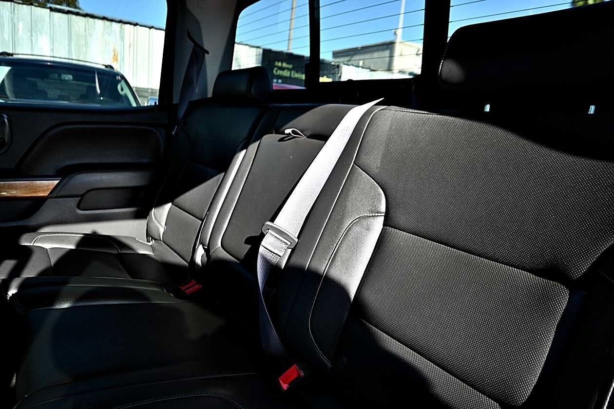 Used 2016 Chevrolet Silverado 1500 LTZ w/ LTZ Plus Package RWD image 10
