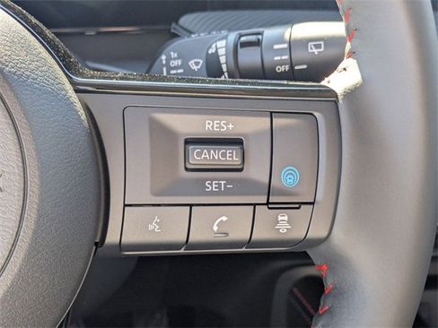 New 2026 Nissan Kicks SR image 18