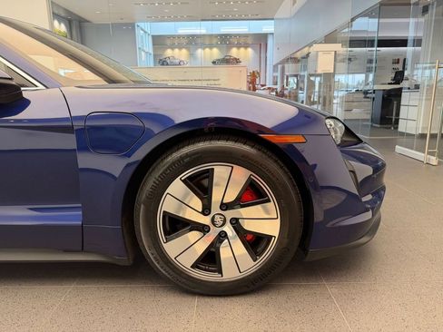 Used 2020 Porsche Taycan 4S AWD/4WD image 24