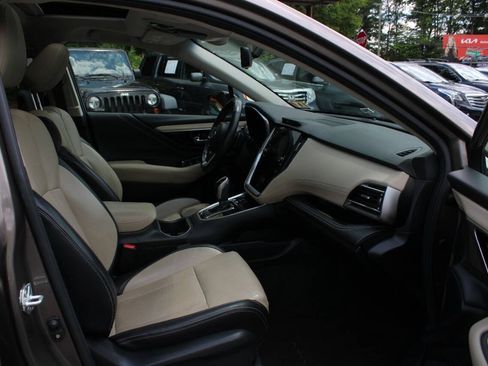 Used 2021 Subaru Outback Limited XT AWD/4WD image 32