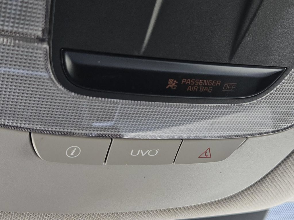 Used 2021 Kia Sorento S AWD/4WD image 22