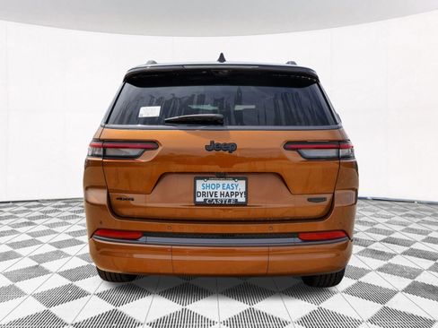 New 2026 Jeep Grand Cherokee L Summit AWD/4WD image 13