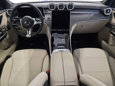 New 2026 Mercedes-Benz GLC 300 image 9