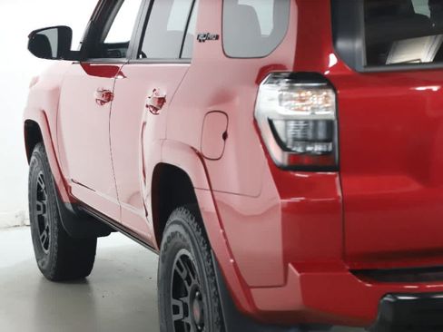 Used 2017 Toyota 4Runner TRD Pro AWD/4WD image 40