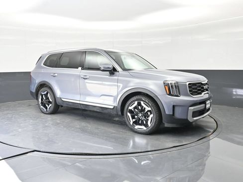 Used 2024 Kia Telluride S w/ S Sunroof Package AWD/4WD image 11