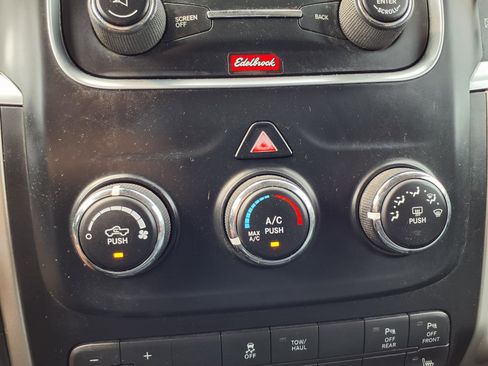 Used 2019 RAM 1500 Classic SLT RWD image 7