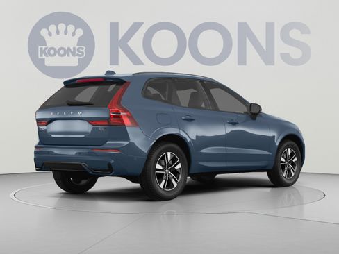 Used 2026 Volvo XC60 B5 Plus AWD/4WD image 4