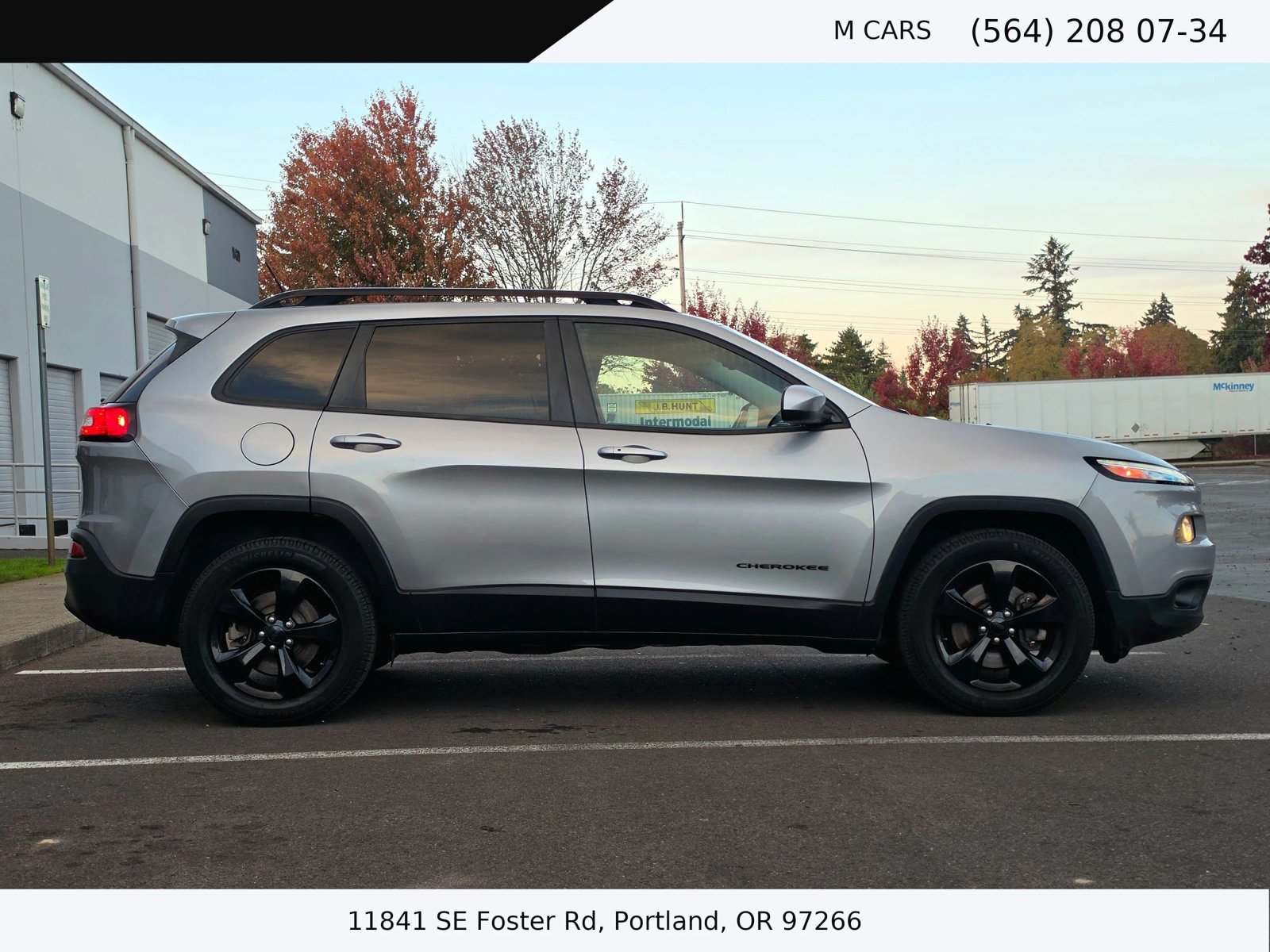 Used 2016 Jeep Cherokee Latitude w/ Comfort/Convenience Group AWD/4WD image 5