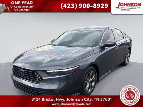 Used 2023 Honda Accord EX image 1