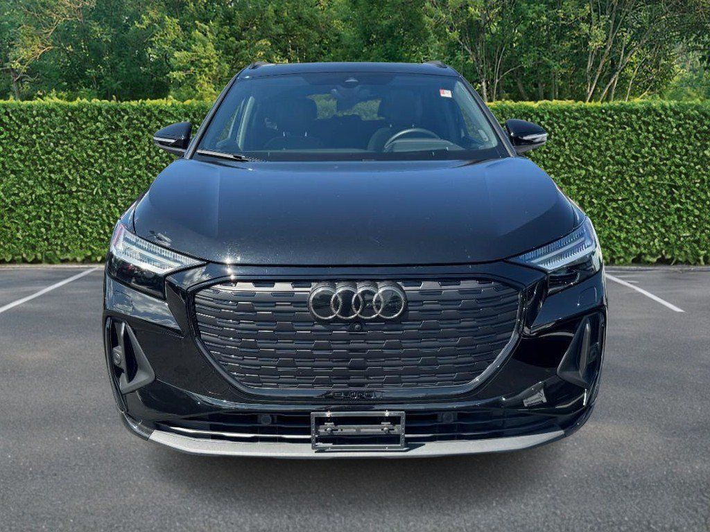 Used 2023 Audi Q4 e-tron Prestige w/ Black Optic Package AWD/4WD image 8